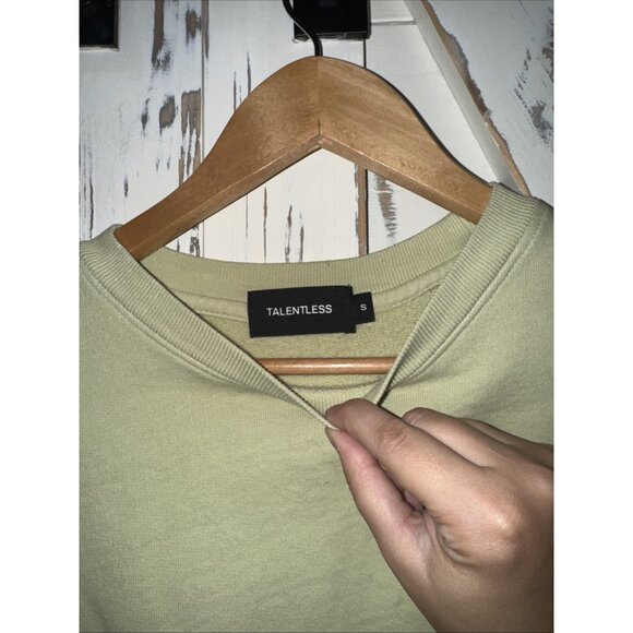 Talentless Crewneck Light Pale Green Thick Sweater Mens Size Small Sweatshirt - Picture 6 of 9